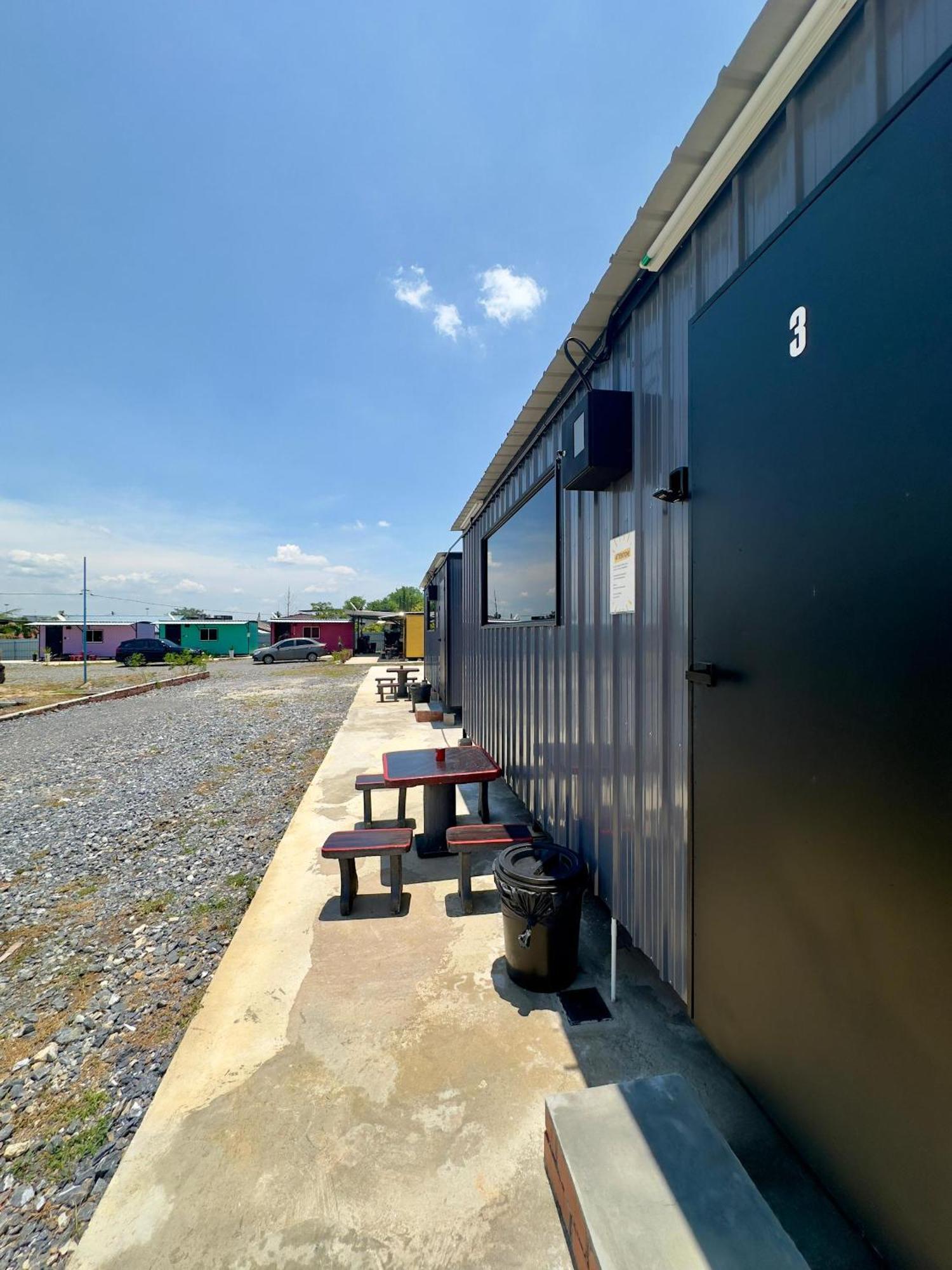 Padang Besar Gray Cabin ภายนอก รูปภาพ
